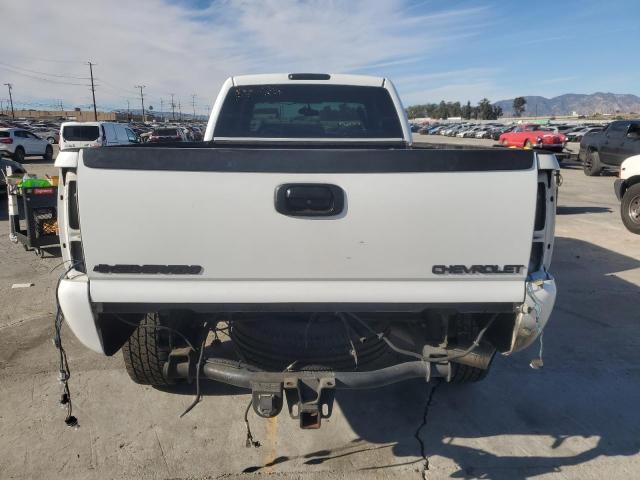 Photo 6 from auction – 2005 CHEVROLET SILVERADO with VIN 1GCHK23235F957250