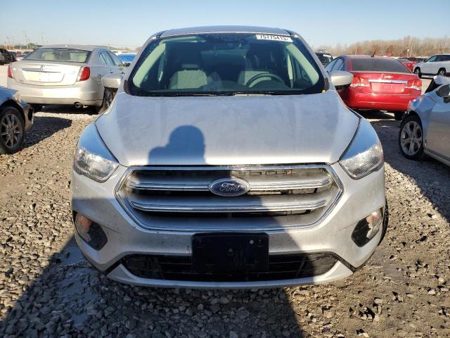 Photo 5 from auction – 2017 FORD ESCAPE SE with VIN 1FMCU9GD5HUE24403