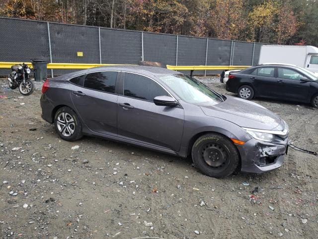 Photo 4 from auction – 2017 HONDA CIVIC LX with VIN 19XFC2F52HE231548