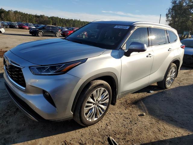 TOYOTA HIGHLANDER 2023 with VIN 5TDEBRCH0PS123116 - Photo from auction