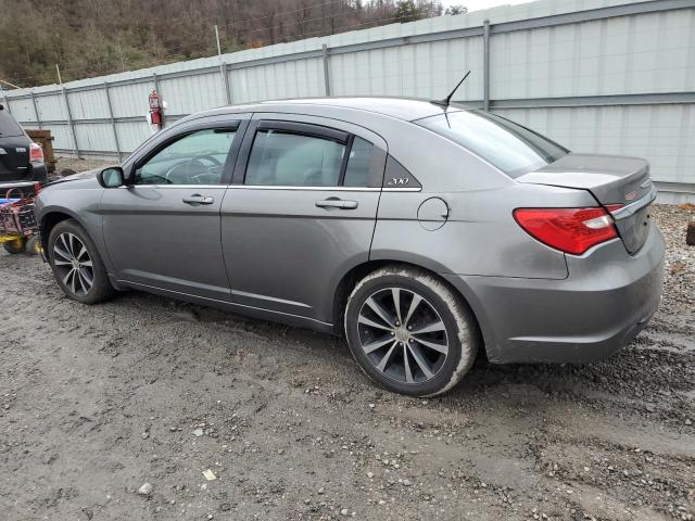 Zdjęcie 2 z aukcji – 2013 CHRYSLER 200 TOURIN z VIN 1C3CCBBB6DN540240