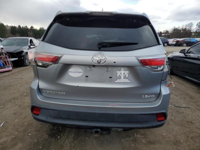 Photo 6 from auction – 2015 TOYOTA HIGHLANDER with VIN 5TDBKRFH7FS142243