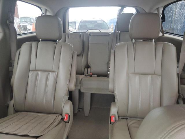 Photo 10 from auction – 2015 CHRYSLER TOWN & COU with VIN 2C4RC1BG8FR694708