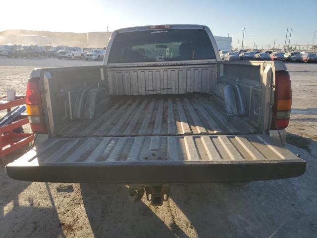 Photo 6 from auction – 2002 CHEVROLET SILV1500 4 with VIN 2GCEK19T321425562