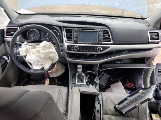 Photo 8 from auction – 2017 TOYOTA HIGHLANDER with VIN 5TDJZRFH5HS414721