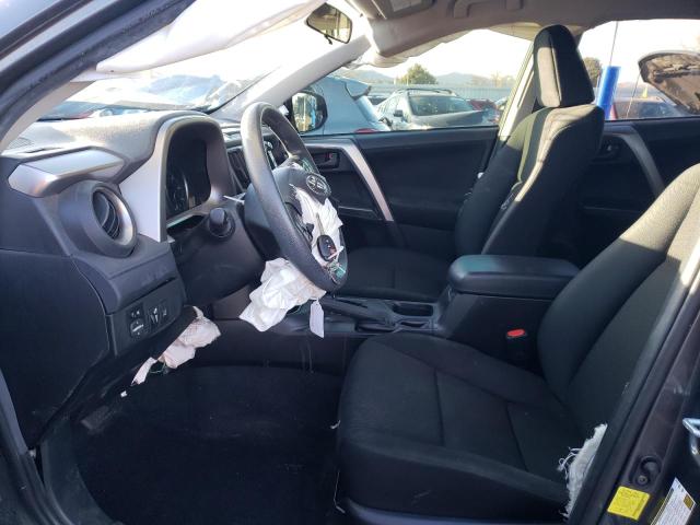 Photo 7 from auction – 2018 TOYOTA RAV4 LE with VIN JTMBFREV3JJ718959