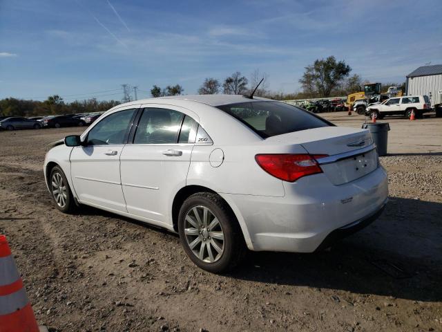 Photo 2 from auction – 2014 CHRYSLER 200 TOURIN with VIN 1C3CCBBG1EN232180