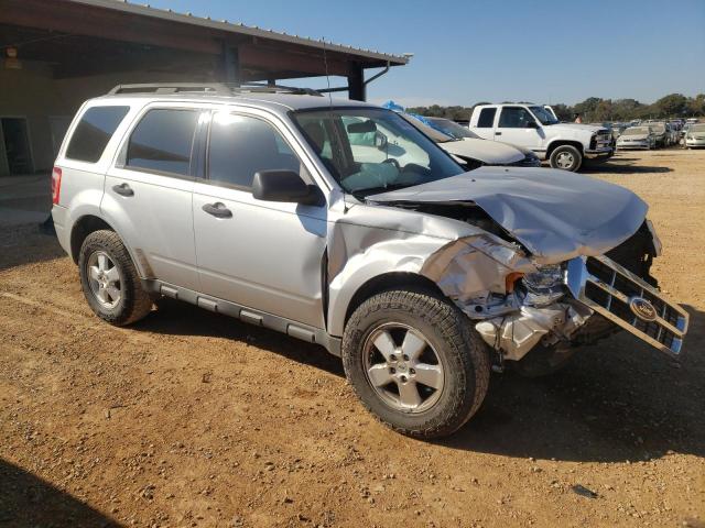 Photo 4 from auction – 2011 FORD ESCAPE XLS with VIN 1FMCU0C76BKC40036