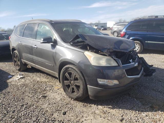 Photo 4 from auction – 2009 CHEVROLET TRAVERSE L with VIN 1GNEV23D79S166378