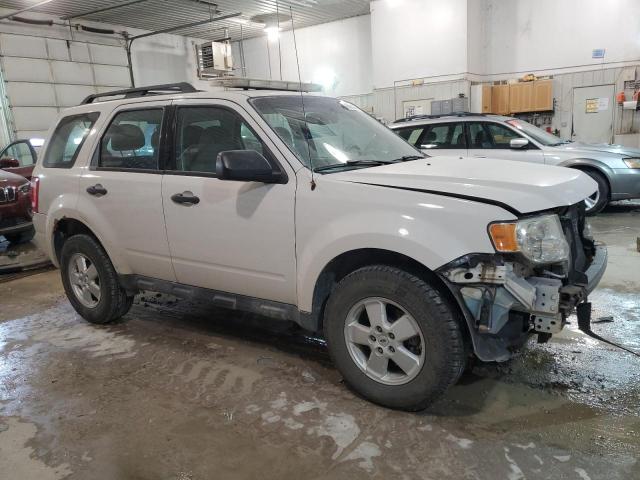 Photo 4 from auction – 2011 FORD ESCAPE XLS with VIN 1FMCU0C70BKB20247