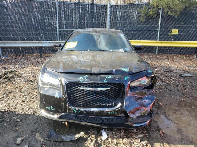 Photo 5 from auction – 2016 CHRYSLER 300 S with VIN 2C3CCABG2GH238575
