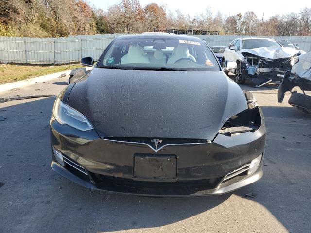 Photo 5 from auction – 2017 TESLA MODEL S with VIN 5YJSA1E20HF233198