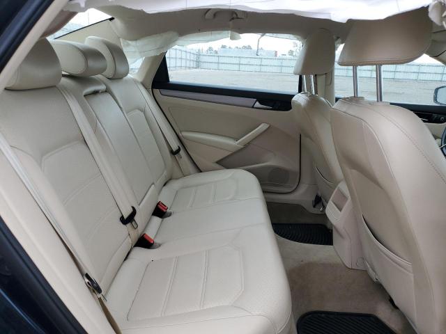 Photo 10 from auction – 2015 VOLKSWAGEN PASSAT S with VIN 1VWAT7A37FC102848