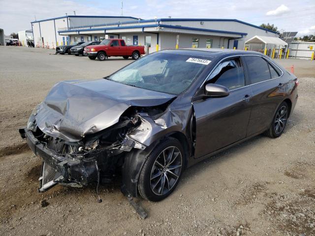 TOYOTA CAMRY LE 2015 مع رقم تعريف المركبة 4T1BF1FK5FU906339 - صورة من المزاد