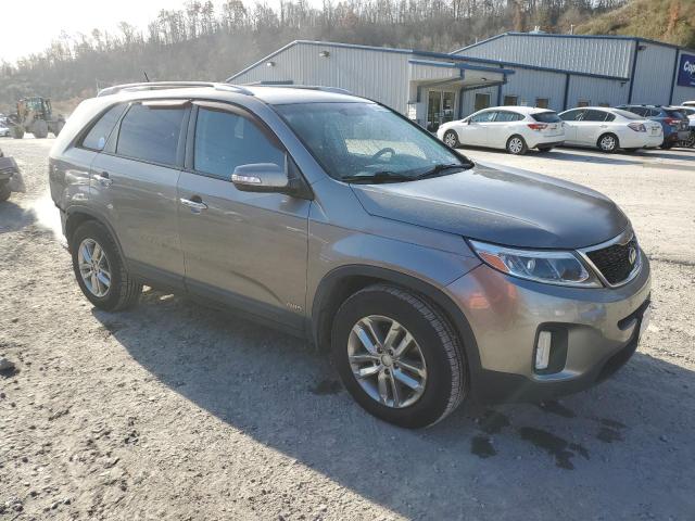 Photo 4 from auction – 2015 KIA SORENTO LX with VIN 5XYKTDA71FG608907