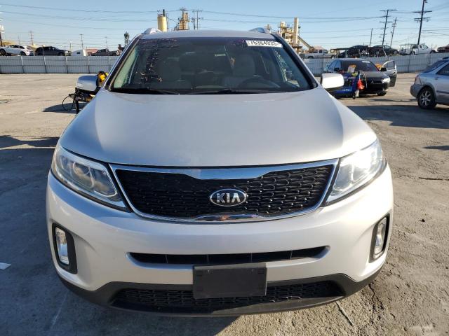 Photo 5 from auction – 2014 KIA SORENTO LX with VIN 5XYKTCA68EG530710