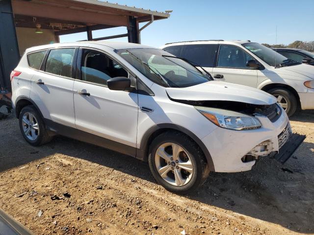 Photo 4 from auction – 2016 FORD ESCAPE S with VIN 1FMCU0F77GUA90641
