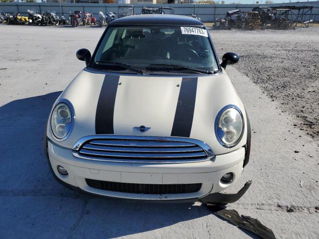 Photo 5 from auction – 2010 MINI COOPER with VIN WMWMF3C51ATZ26767