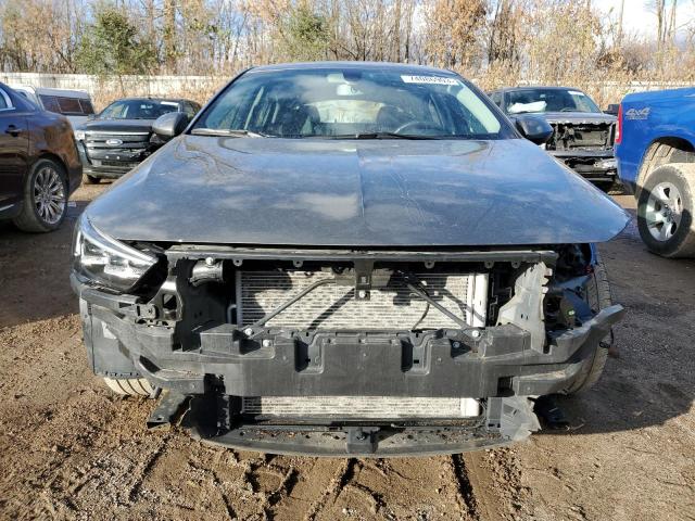 Photo 5 from auction – 2018 BUICK REGAL ESSE with VIN W04GP6SX2J1156442