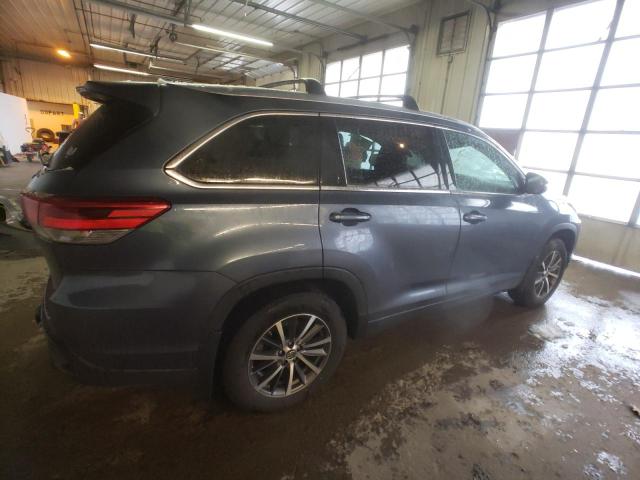 Photo 3 from auction – 2018 TOYOTA HIGHLANDER with VIN 5TDJZRFH7JS809246