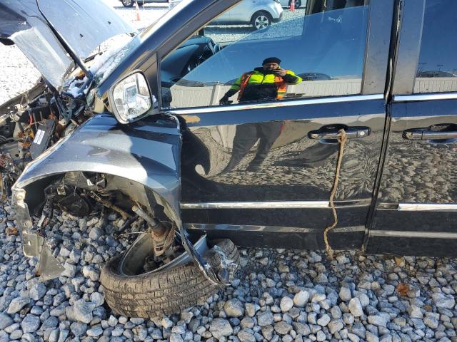 Photo 7 from auction – 2015 CHRYSLER TOWN & COU with VIN 2C4RC1BG5FR609954