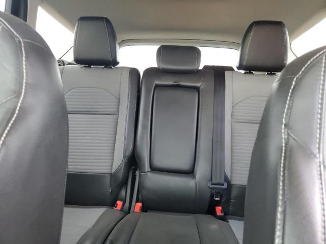 Photo 10 from auction – 2017 FORD ESCAPE SE with VIN 1FMCU0GD4HUC65921