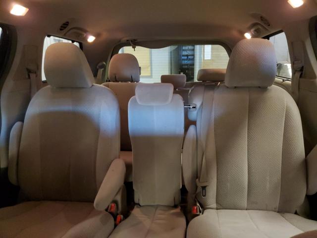 Photo 10 from auction – 2013 TOYOTA SIENNA LE with VIN 5TDKK3DC6DS305966