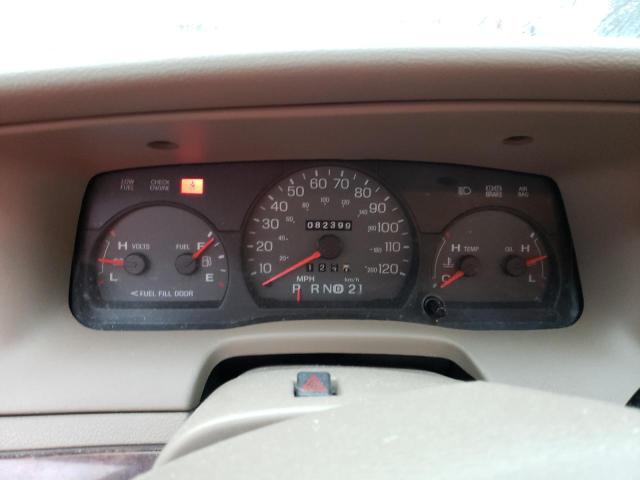 Photo 9 from auction – 2005 MERCURY MARQUIS with VIN 2MEFM75W55X632570