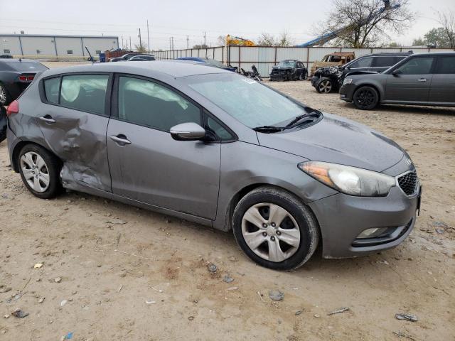 Photo 4 from auction – 2016 KIA FORTE LX with VIN KNAFK5A88G5604637
