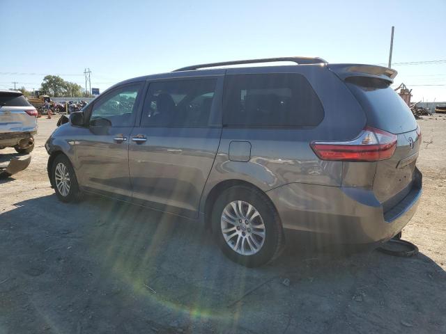 Photo 2 from auction – 2017 TOYOTA SIENNA XLE with VIN 5TDYZ3DC2HS789324