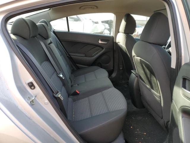 Photo 10 from auction – 2017 KIA FORTE LX with VIN 3KPFL4A78HE031925