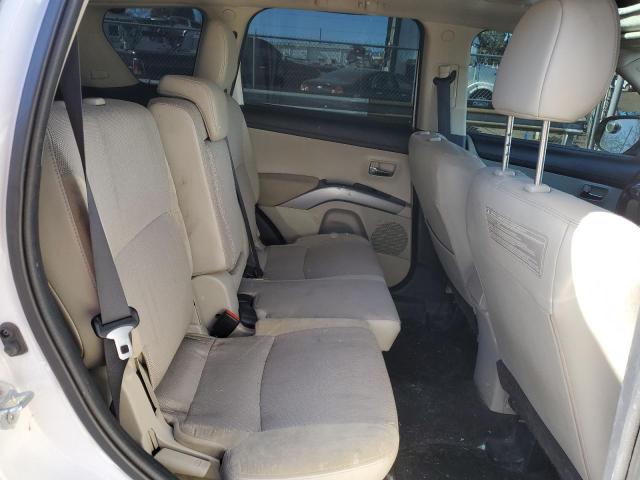 Photo 11 from auction – 2013 MITSUBISHI OUTLANDER with VIN JA4JT3AW2DU002387