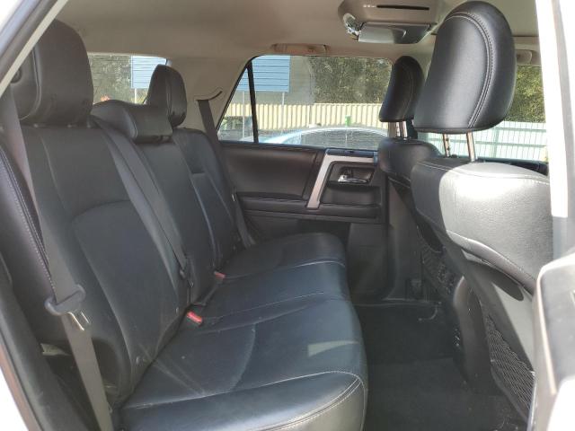 Photo 11 from auction – 2015 TOYOTA 4RUNNER SR with VIN JTEZU5JRXF5106601