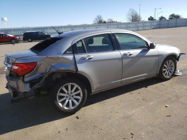 Photo 3 from auction – 2013 CHRYSLER 200 TOURIN with VIN 1C3CCBBB5DN764521