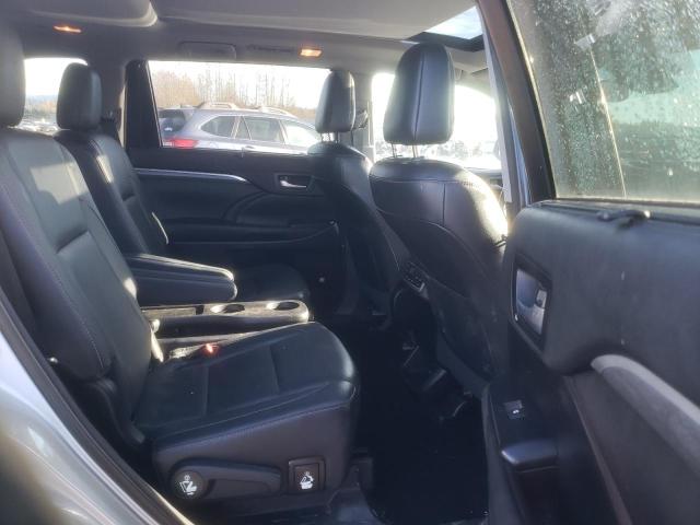 Foto 10 de la subasta – 2017 TOYOTA HIGHLANDER con VIN 5TDDZRFHXHS405512