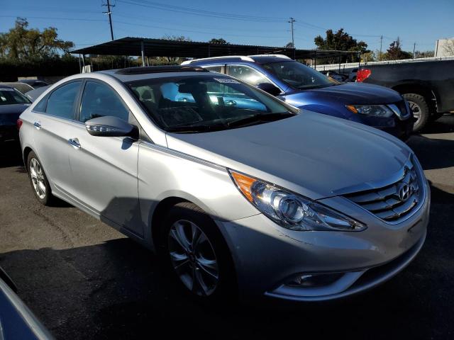 Photo 4 from auction – 2013 HYUNDAI SONATA SE with VIN 5NPEC4AC4DH709309