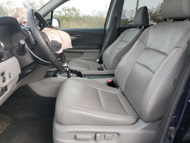 Photo 7 from auction – 2017 HONDA PILOT TOUR with VIN 5FNYF6H93HB039024