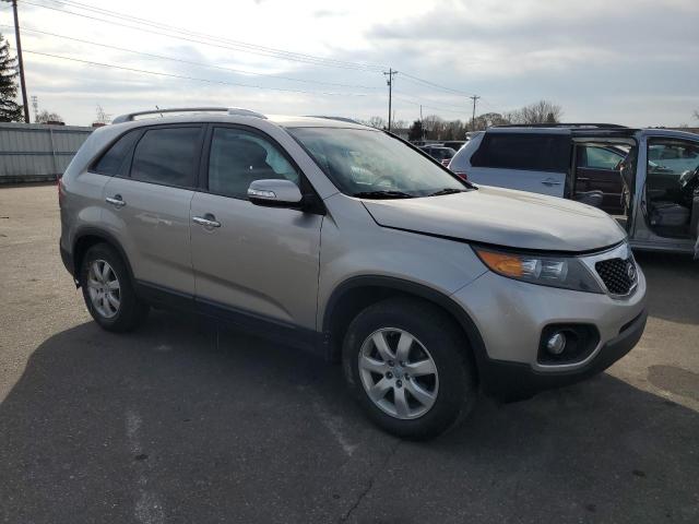 Photo 4 from auction – 2013 KIA SORENTO LX with VIN 5XYKT3A69DG346407