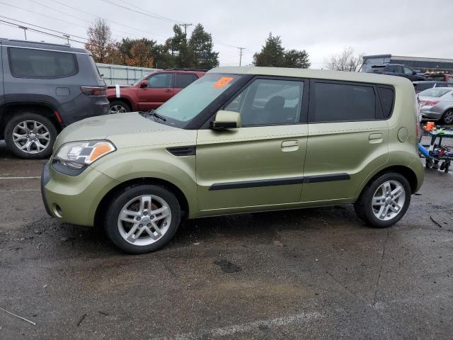 KIA SOUL + 2010 with VIN KNDJT2A2XA7120209 - Photo from auction