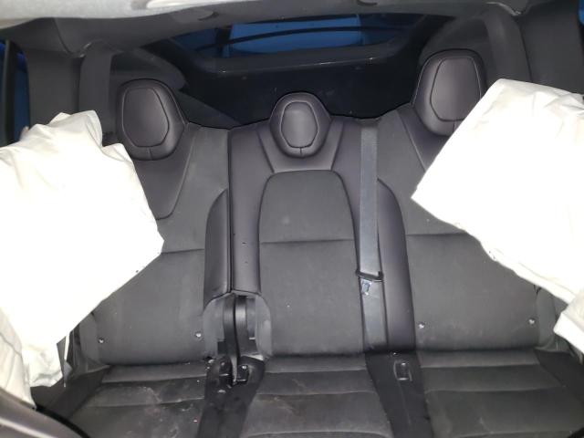 Photo 10 from auction – 2017 TESLA MODEL X with VIN 5YJXCDE28HF072570