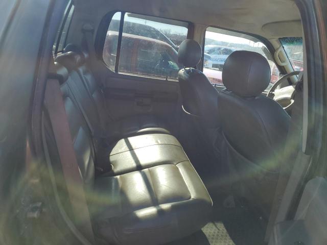 Photo 10 from auction – 2004 FORD EXPLORER S with VIN 1FMZU77K94UB50047