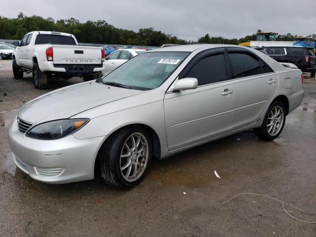 TOYOTA CAMRY LE 2005 with VIN 4T1BE32K85U428548 - Photo from auction