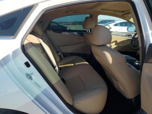 Photo 10 from auction – 2012 HYUNDAI SONATA HYB with VIN KMHEC4A48CA060639