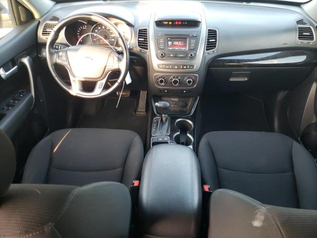 Photo 8 from auction – 2015 KIA SORENTO LX with VIN 5XYKTCA62FG571982
