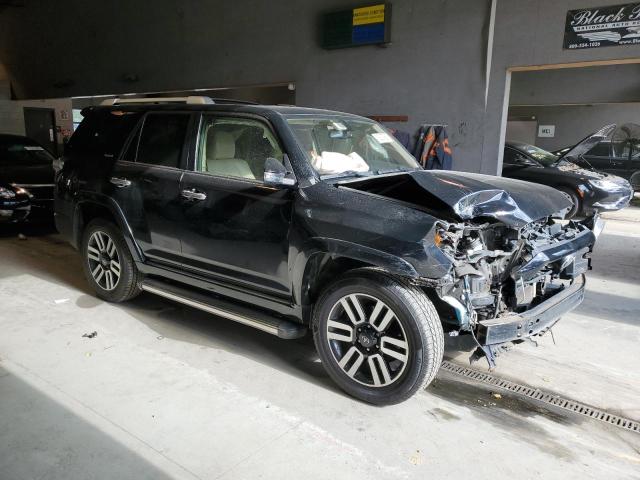 Photo 4 from auction – 2015 TOYOTA 4RUNNER SR with VIN JTEBU5JR0F5213559