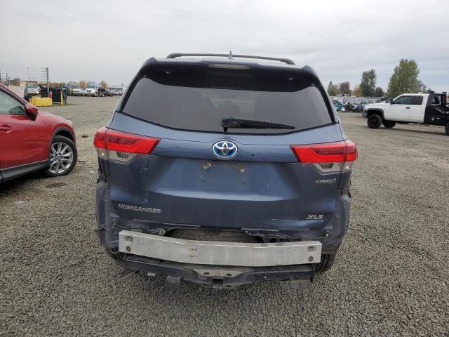 Photo 6 from auction – 2017 TOYOTA HIGHLANDER with VIN 5TDJGRFH3HS032886