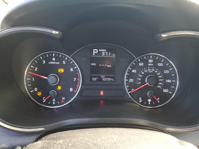 Photo 9 from auction – 2017 KIA FORTE LX with VIN 3KPFK4A7XHE122407