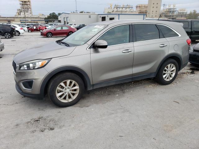 KIA SORENTO LX 2017 with VIN 5XYPG4A37HG258693 - Photo from auction