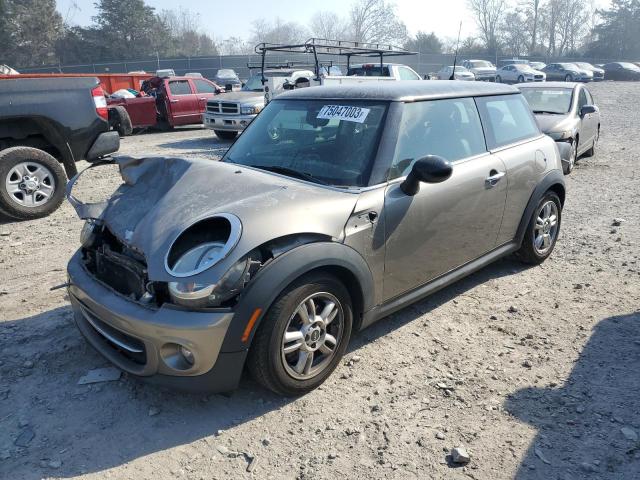 MINI COOPER 2013 with VIN WMWSU3C5XDT375532 - Photo from auction