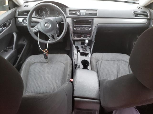 Photo 8 from auction – 2015 VOLKSWAGEN PASSAT S with VIN 1VWAT7A35FC077075